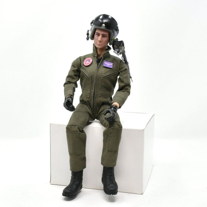 RC Flying Fullbody Jet Pilot with removable helmet 1/6 (Green)
