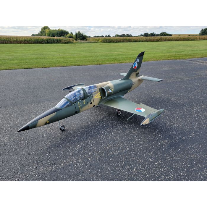 L-39 Albatros, Top RC Model with TRCM Electric Retracts